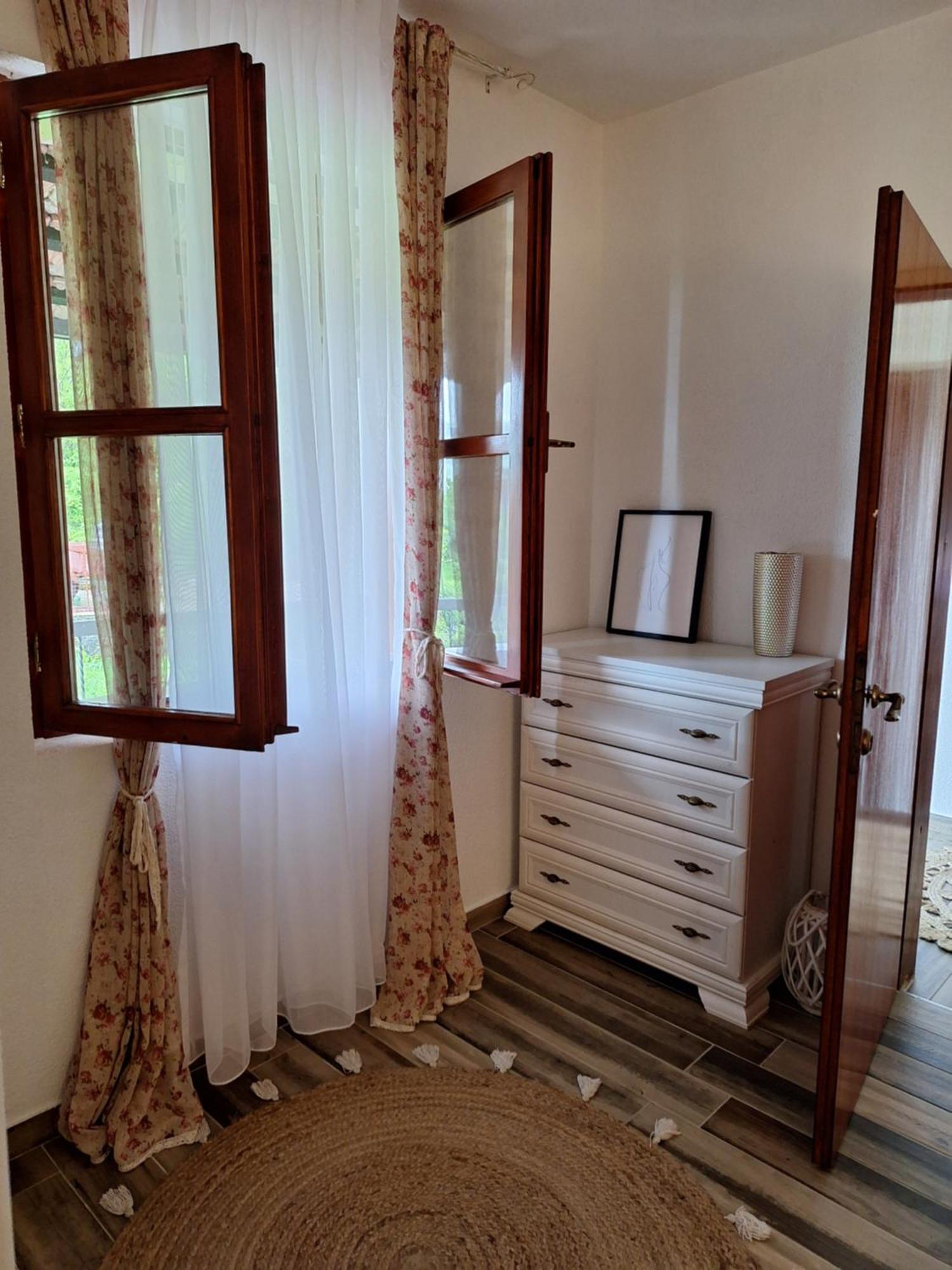 Banjo Rustic House Lake View Virpazar Kültér fotó